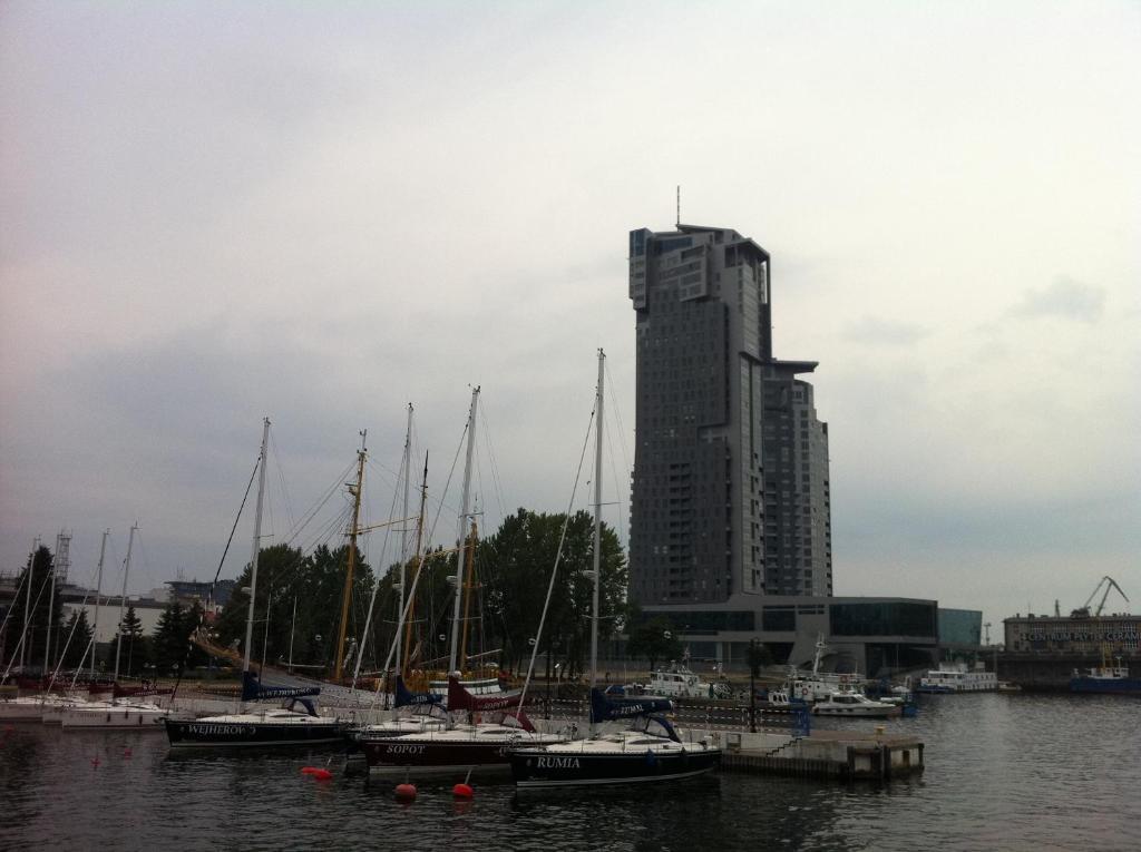Апартаменты Sea Towers Гдыня Экстерьер фото